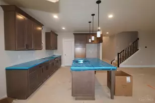 8 Glasgow St, Springboro, OH 45066 - Photo 9