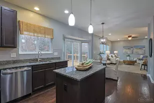 1123 Carrington Pl, Hamilton Township, OH 45039 - Photo 13