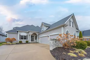 1174 Club View Dr, Centerville, OH 45458 - Photo 1