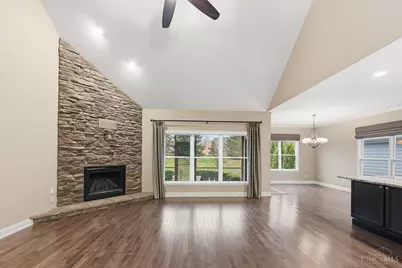 1174 Club View Drive, Centerville, OH 45458 - Photo 9