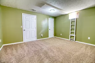 4166 Keller Ct, Union Township, OH 45245 - Photo 29