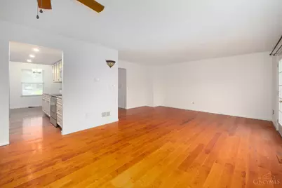 10891 Pond Lane, Sycamore Township, OH 45242 - Photo 11