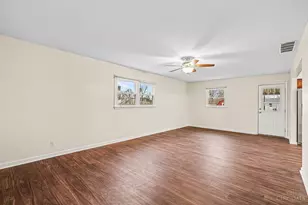 501 W Arlington Dr, Trenton, OH 45067 - Photo 9