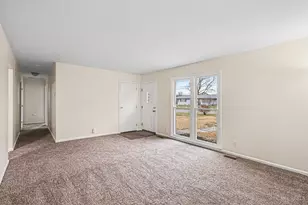 501 W Arlington Dr, Trenton, OH 45067 - Photo 5