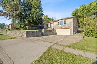 7871 Glen Orchard Dr, Cincinnati, OH 45237 - Photo 5