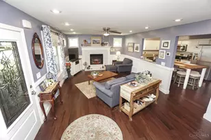 1027 Lorelei Dr, Perry Township, OH 45118 - Photo 11