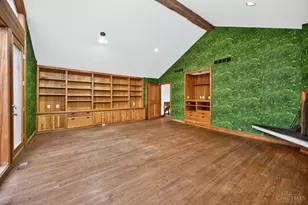 8905 Hopewell Rd, Indian Hill, OH 45242 - Photo 29