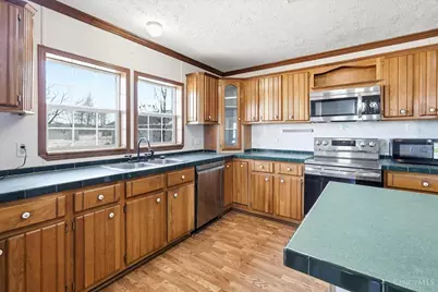 9012 Tri County Highway, Eagle Township, OH 45171 - Photo 17