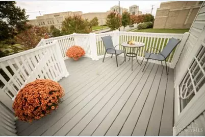 1527 Dana Avenue, Cincinnati, OH 45207 - Photo 3