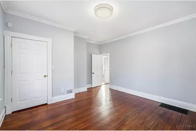 6009 Erie Avenue, Cincinnati, OH 45227 - Photo 7