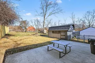 2750 W Galbraith Rd, Cincinnati, OH 45239 - Photo 23