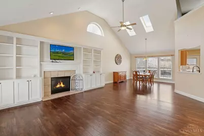 471 Lake Front Drive, Lebanon, OH 45036 - Photo 3