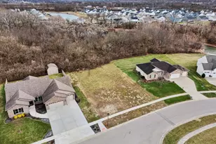 7548 Timber Valley Dr, Franklin, OH 45005 - Photo 1