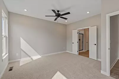 3049 Barnbougle Drive, Miami Township, OH 45233 - Photo 13