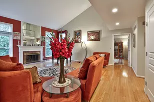 9829 Orchard Club Dr, Montgomery, OH 45242 - Photo 15