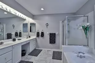 9829 Orchard Club Dr, Montgomery, OH 45242 - Photo 31