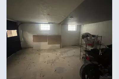 672 North Fred Shuttleworth Cir, Cincinnati, OH 45229 - Photo 33