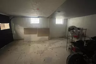 672 North Fred Shuttleworth Circle, Cincinnati, OH 45229 - Photo 33