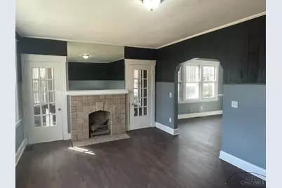 672 North Fred Shuttleworth Cir, Cincinnati, OH 45229 - Photo 11