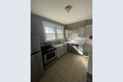 672 North Fred Shuttleworth Cir, Cincinnati, OH 45229 - Photo 7