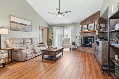 6830 Sun Ridge Drive, Corwin, OH 45068 - Photo 7