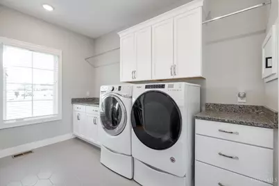 2442 Berkeley Court, Clear Creek Township, OH 45036 - Photo 31