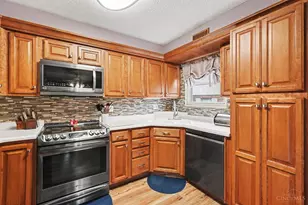 425 McIntosh Dr, Union Township, OH 45255 - Photo 11