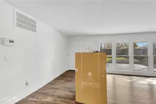 1285 Landis Ln, Cincinnati, OH 45231 - Photo 17