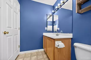 2813 Orchardpark Dr, Green Township, OH 45239 - Photo 45