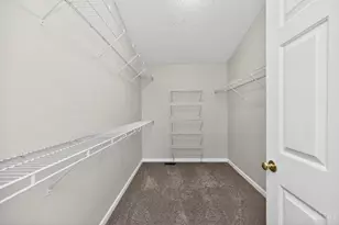 2813 Orchardpark Dr, Green Township, OH 45239 - Photo 35