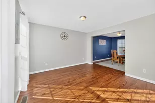 2813 Orchardpark Dr, Green Township, OH 45239 - Photo 11