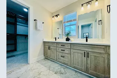 2735 Silverleaf Avenue, Cincinnati, OH 45212 - Photo 33