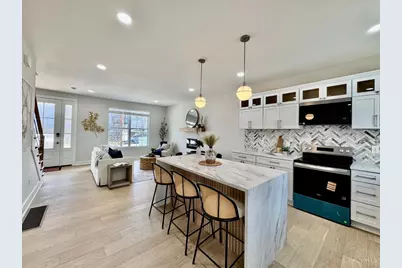 2735 Silverleaf Avenue, Cincinnati, OH 45212 - Photo 3