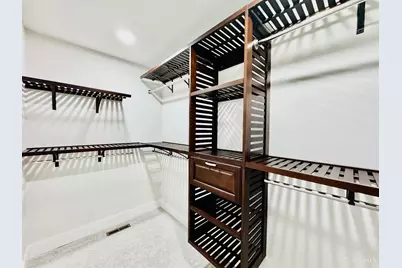 2735 Silverleaf Avenue, Cincinnati, OH 45212 - Photo 31