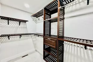 2735 Silverleaf Ave, Cincinnati, OH 45212 - Photo 35