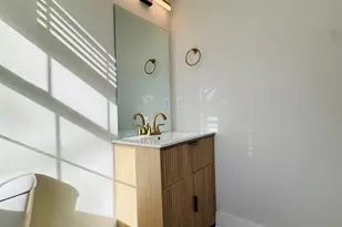 2735 Silverleaf Ave, Cincinnati, OH 45212 - Photo 13