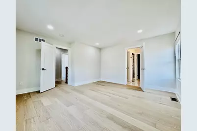 2735 Silverleaf Avenue, Cincinnati, OH 45212 - Photo 25