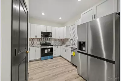 112 Valencia Street, Cincinnati, OH 45219 - Photo 7