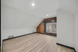 112 Valencia St, Cincinnati, OH 45219 - Photo 19