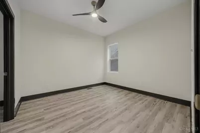 112 Valencia Street, Cincinnati, OH 45219 - Photo 15