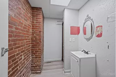 126 W Sixth Street, Cincinnati, OH 45202 - Photo 39