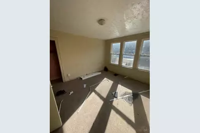 2044 Queen City Avenue, Cincinnati, OH 45214 - Photo 27