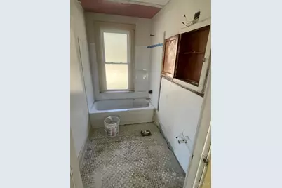 2044 Queen City Avenue, Cincinnati, OH 45214 - Photo 13