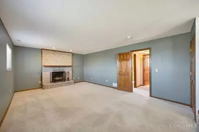 108 Mollie Drive, Hamilton, OH 45013 - Photo 9