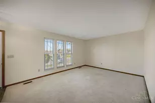 108 Mollie Dr, Hamilton, OH 45013 - Photo 7