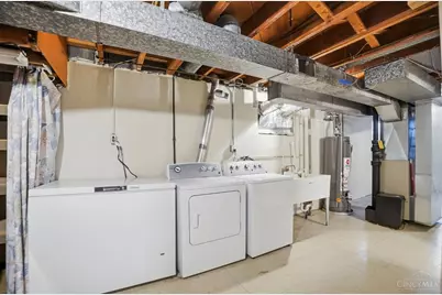 5727 Kroegermount Drive, Cincinnati, OH 45239 - Photo 33