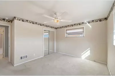 5727 Kroegermount Drive, Cincinnati, OH 45239 - Photo 21