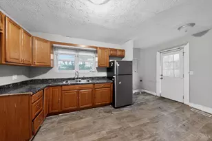 7946 Fairhope Ct, Springfield Township, OH 45224 - Photo 13