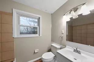 7946 Fairhope Ct, Springfield Township, OH 45224 - Photo 21