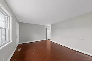 7946 Fairhope Ct, Springfield Township, OH 45224 - Photo 9